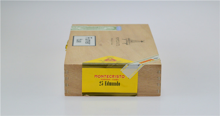 25支 Montecristo Edmundo 爱梦多（18年）