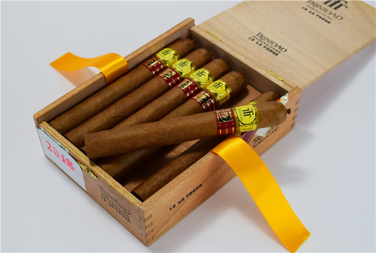 12支Trinidad La Trova La Casa del Habano Exclusivo拉特罗瓦定制版（20年）