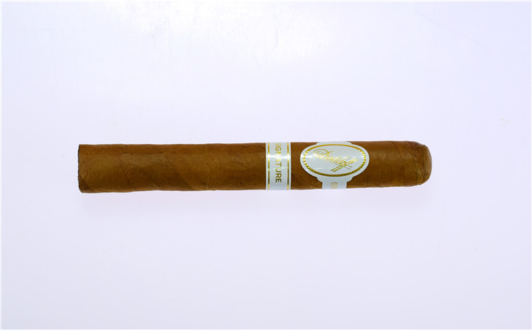 25支 Davidoff SIGNATURE 2000