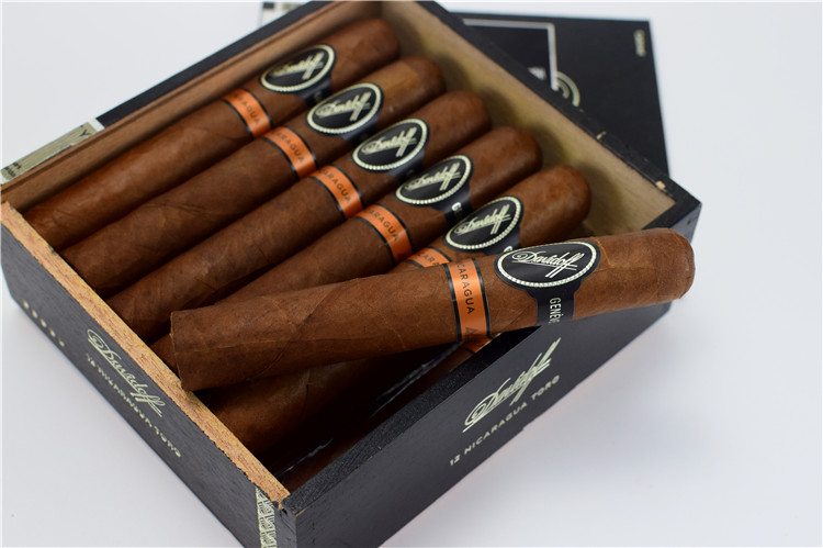 12支DAVIDOFF NICARAGUA TORO 尼加拉瓜公牛